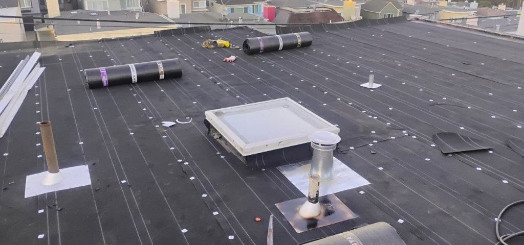 Photo 2025 12 17 00 29 26 1024x480